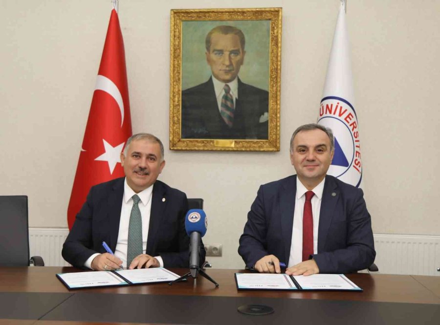 Erü İle İtü Arasında İş Birliği Protokolü İmzalandı