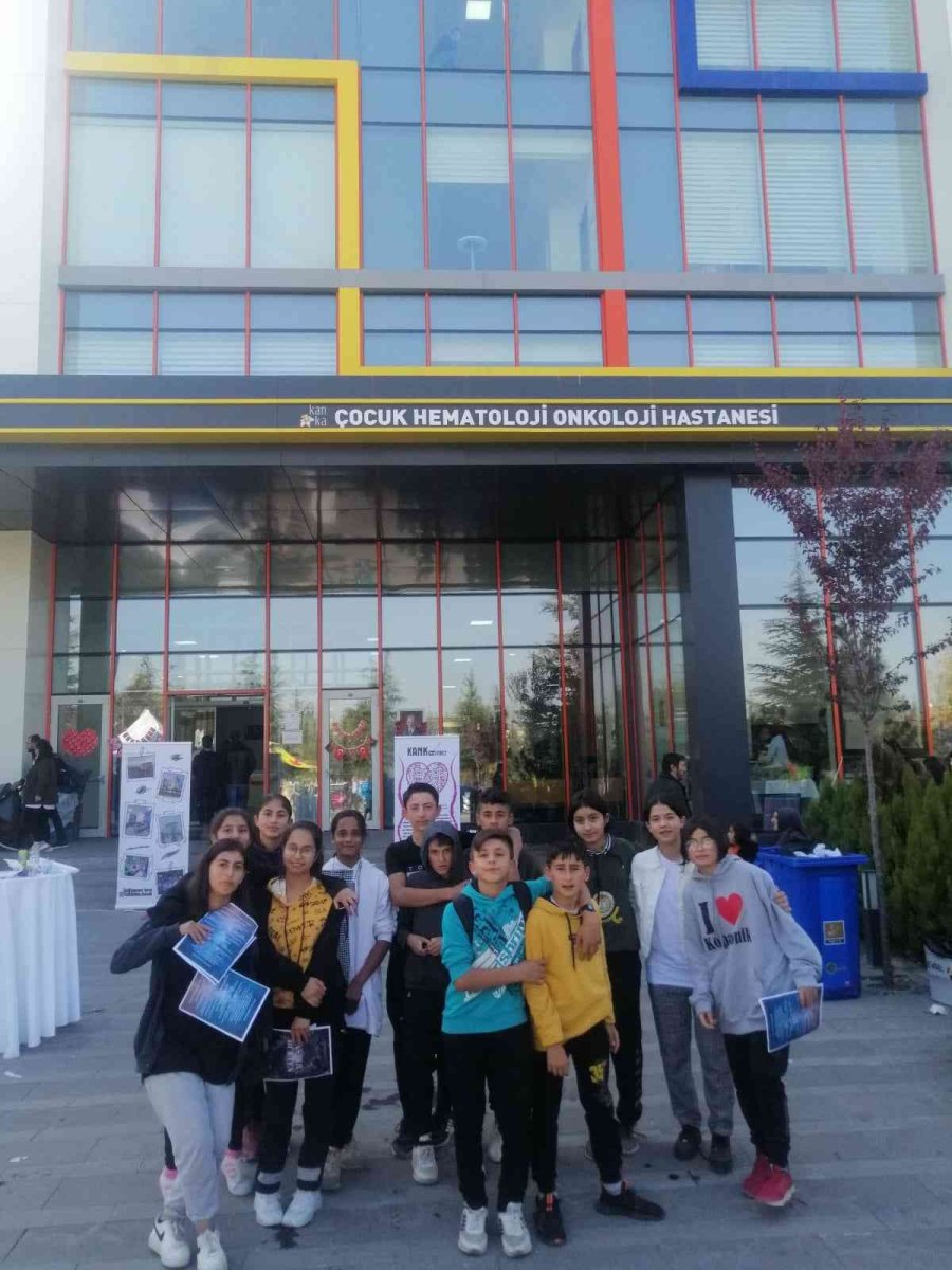 Erciyes Üniversitesi’nden Sivas’a Uzanan Sevgi Köprüsü