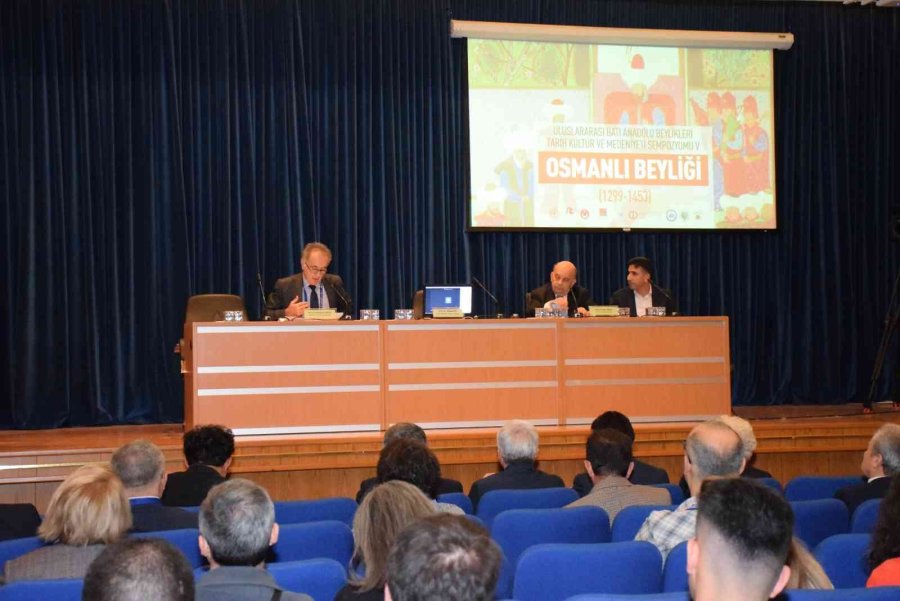 Esogü’de Sempozyum Başladı