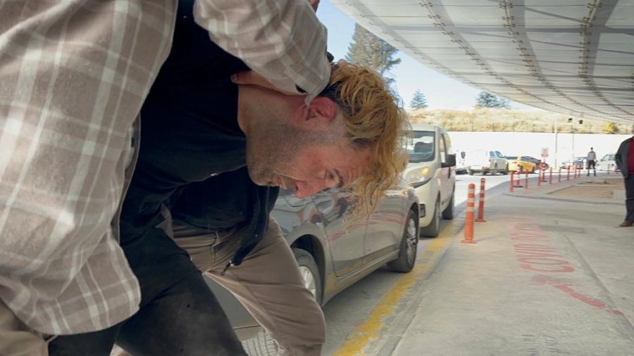 Polise Ateş Ederek Kaçan Cezaevi Firarisi Özel Harekat Operasyonuyla Yakalandı