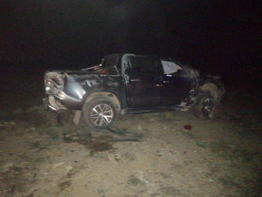 Konya’da Otomobil İle Kamyonet Çarpıştı: 8 Yaralı