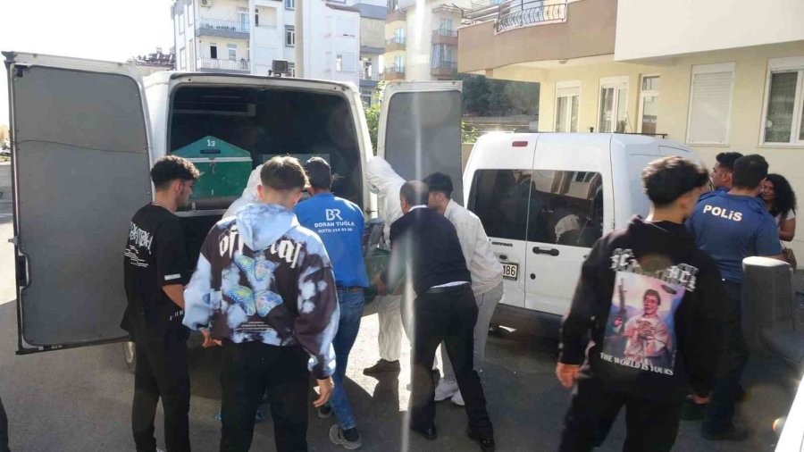 Erkek Arkadaşının Evinde Ölü Bulunan Genç Kadının Şüpheli Ölümüyle İlgili Yeni Gelişme