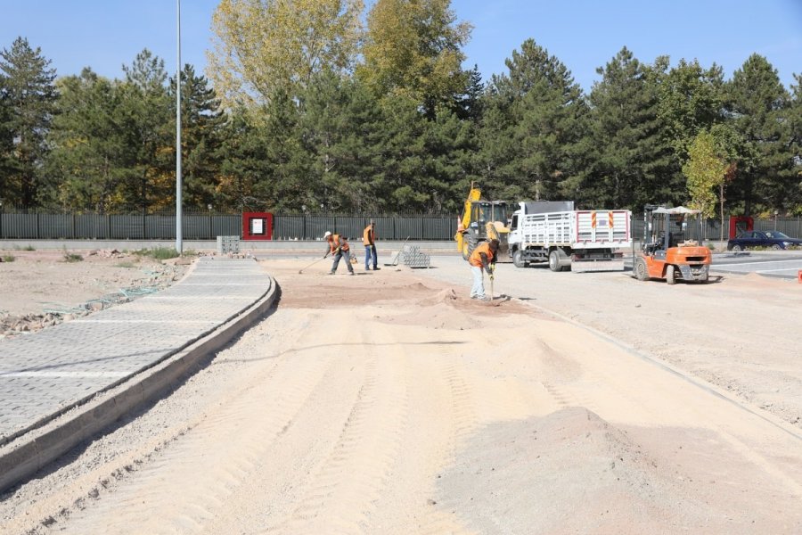 Kartal, Talas Ve Hulusi Akar Bulvarlarının Trafik Yükü Azalacak
