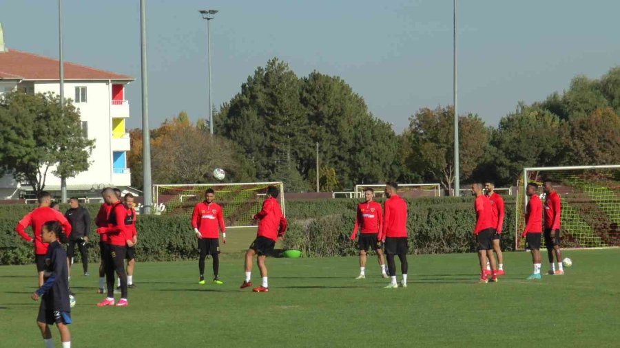 Kayserispor’da Gaziantep Fk Maçı Hazırlıkları Sürüyor