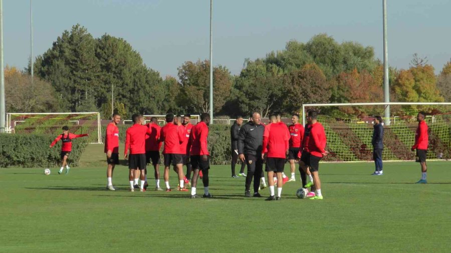 Kayserispor’da Gaziantep Fk Maçı Hazırlıkları Sürüyor