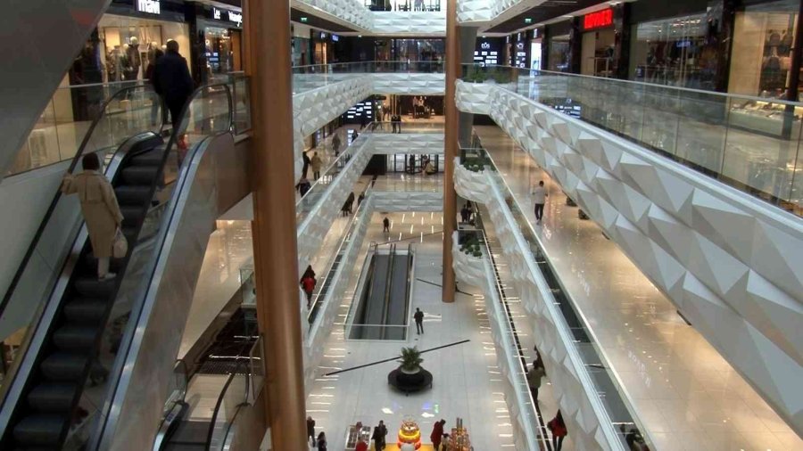 Tuna Life Center’a İlgi Büyük