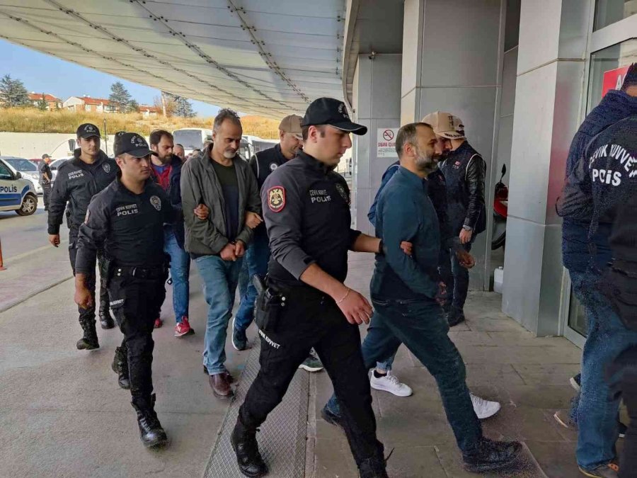 22 Fetö Şüphelisi Adliyeye Sevk Edildi