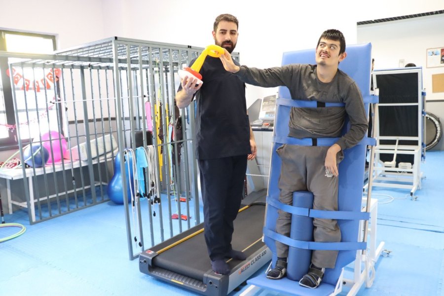 Başkan Büyükkılıç: “türkiye’ye Örnek Olan Engelsiz Yaşam Merkezi’mizde 290 Öğrenci İle Yüzler Gülüyor”