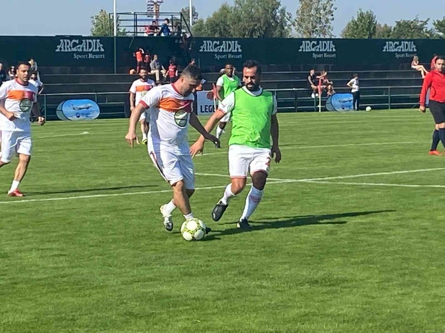 Futbol Efsaneleri Antalya’da Bir Araya Geldi