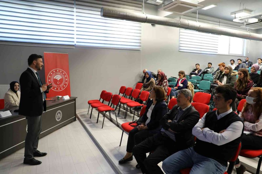 İl Müdürü Gümüş “genç İstihdamına Destek” Panelinde