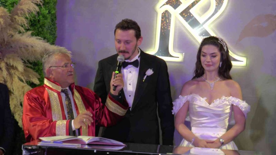 Gülsoy Ve Bulut Ailelerinin Mutlu Günü