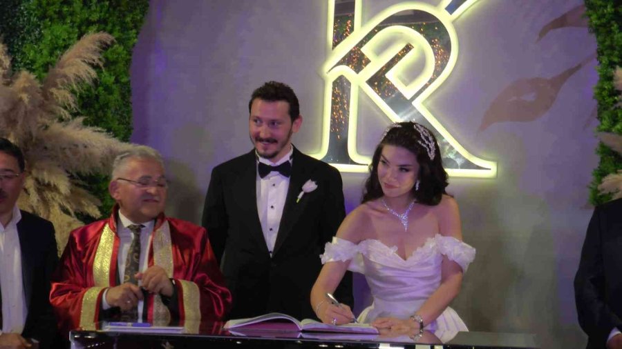 Gülsoy Ve Bulut Ailelerinin Mutlu Günü