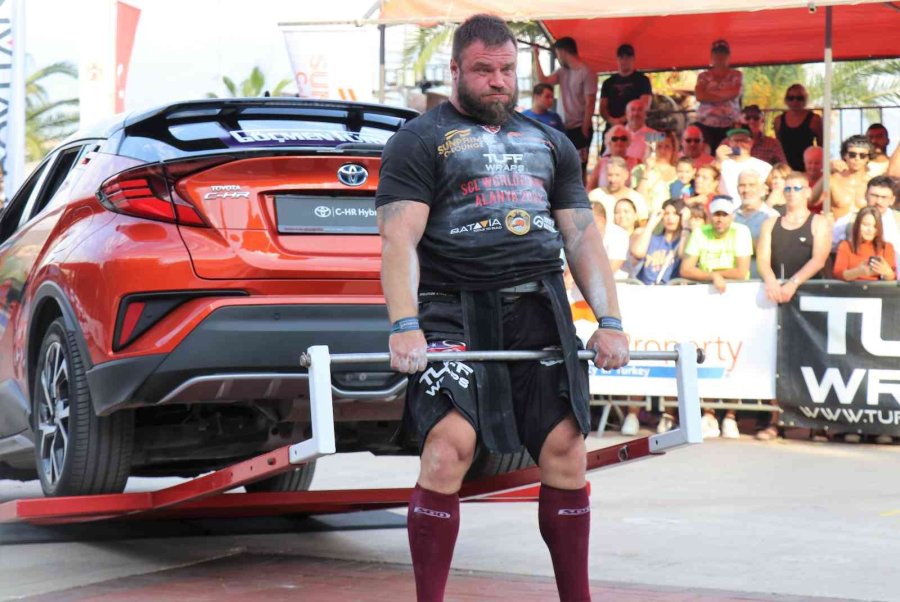 Dünyanın En Güçlü Adamı Aivars Smaukstelis Oldu