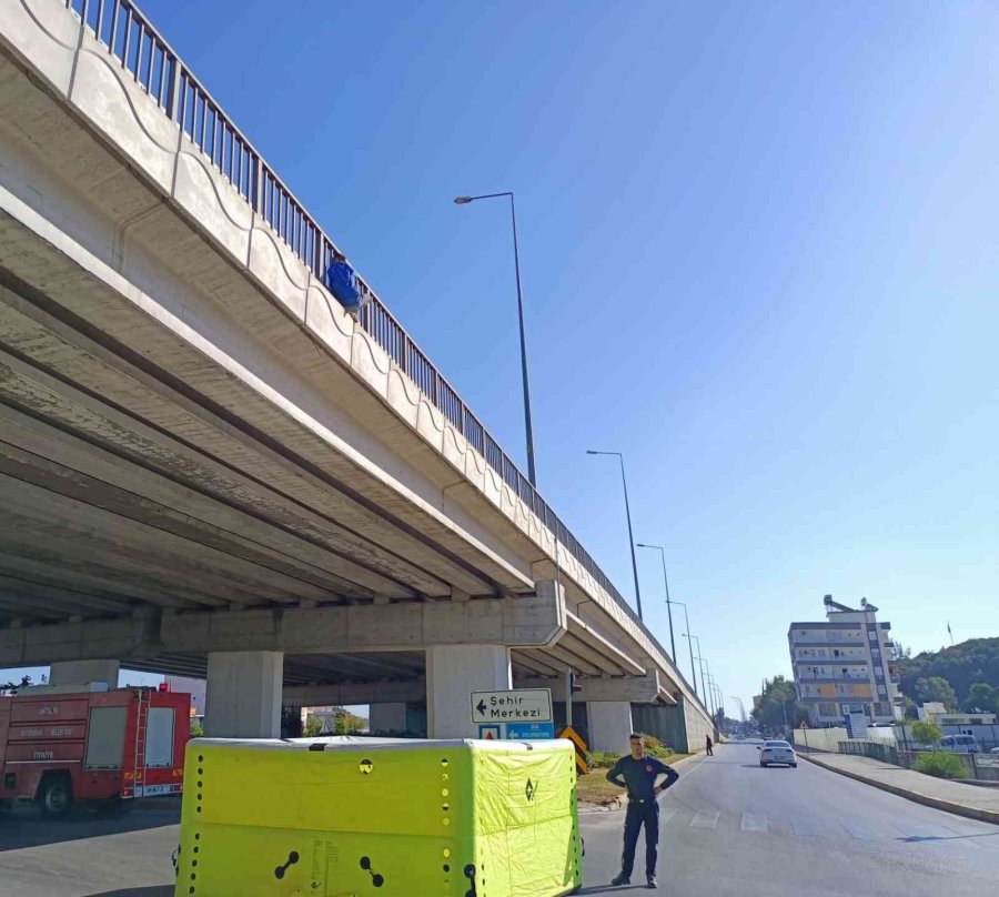 Karı-kocası Kavgası Köprüde Bitti