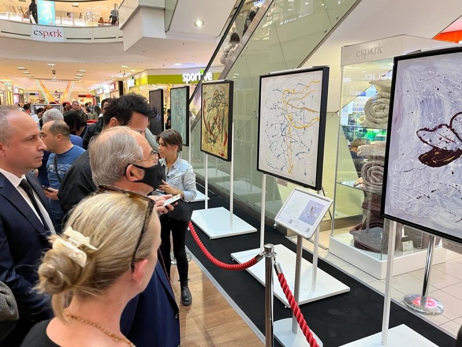 Espark’ta ’sesim Resim’ Sergisi Açıldı