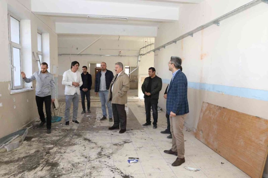 Melikgazi, Şehir Merkezini Güzelleştirmeye Devam Ediyor