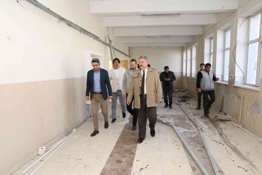 Melikgazi, Şehir Merkezini Güzelleştirmeye Devam Ediyor