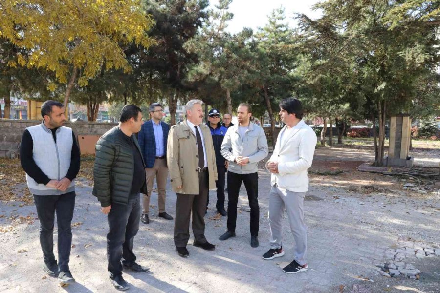 Melikgazi, Şehir Merkezini Güzelleştirmeye Devam Ediyor