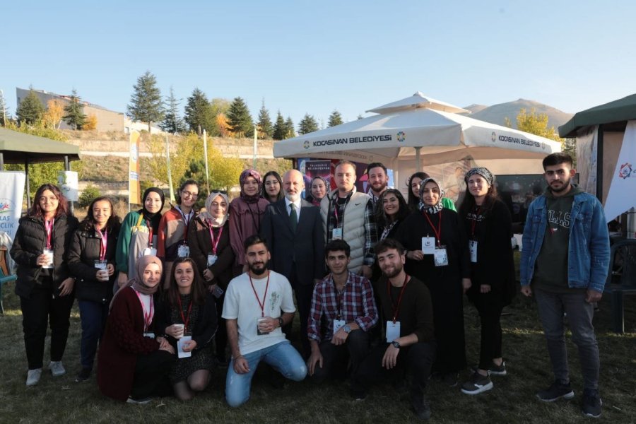 Başkan Çolakbayrakdar: "gençlerimiz İle ’türkiye Yüzyılına’ Büyük Katkı Sağlayacağız"