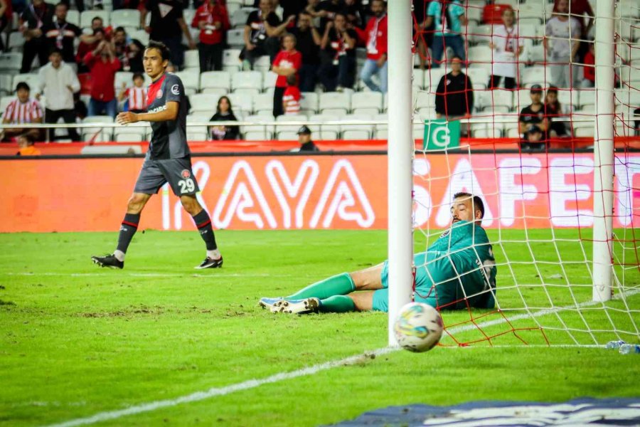 Spor Toto Süper Lig: Antalyaspor: 4 - Fatih Karagümrük: 2 (maç Sonucu)