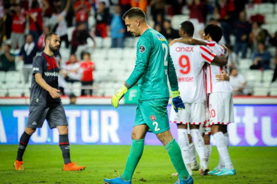 Spor Toto Süper Lig: Antalyaspor: 4 - Fatih Karagümrük: 2 (maç Sonucu)