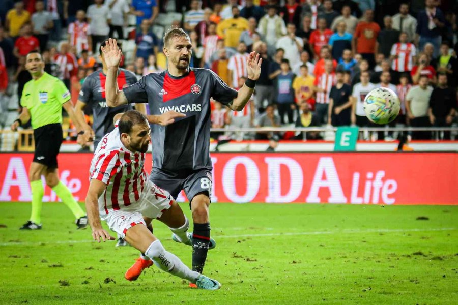Spor Toto Süper Lig: Antalyaspor: 4 - Fatih Karagümrük: 2 (maç Sonucu)