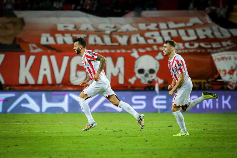 Spor Toto Süper Lig: Antalyaspor: 4 - Fatih Karagümrük: 2 (maç Sonucu)