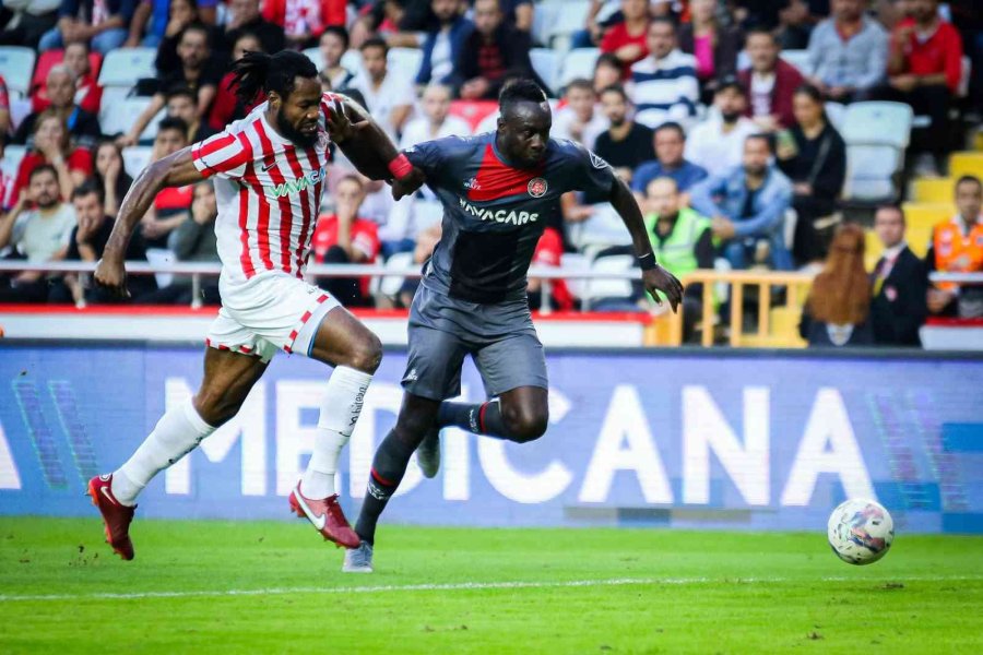 Spor Toto Süper Lig: Antalyaspor: 3 - Fatih Karagümrük: 2 (ilk Yarı)