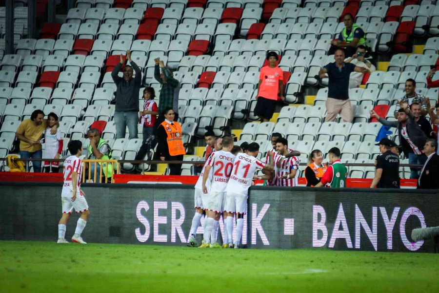 Spor Toto Süper Lig: Antalyaspor: 3 - Fatih Karagümrük: 2 (ilk Yarı)