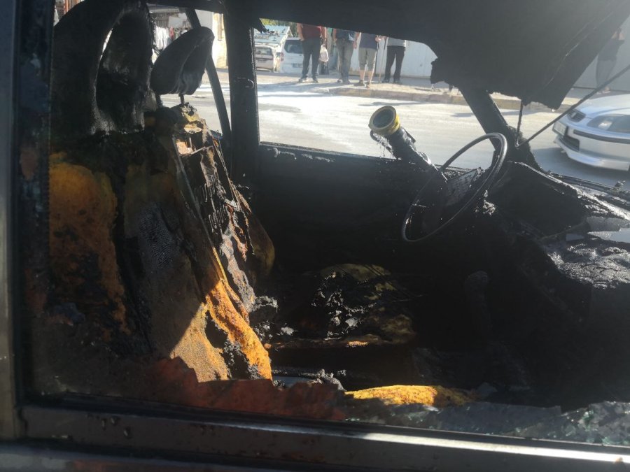 Yeni Sahibine Götürdüğü Otomobil Seyir Halindeyken Alev Topuna Döndü