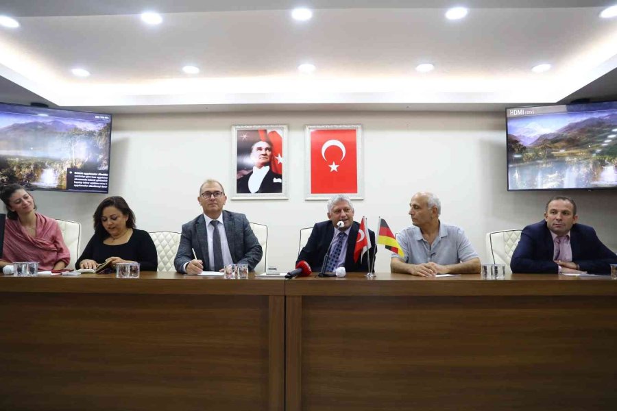 Büyükşehir, Berlin’den Gelen Gençleri Ağırladı