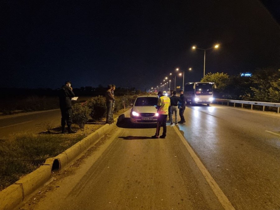 Manavgat’ta Alkollü Otomobil Sürücüsü Alkollü Yayaya Çarptı