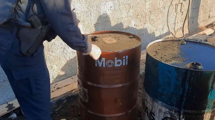 Aksaray’daki Kaçak Yağ Deposuna Jandarmadan Baskını
