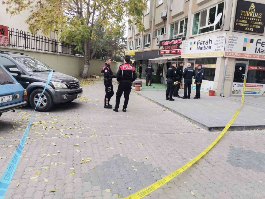 Alacak Verecek Meselesi Kanlı Bitti: 2 Yaralı