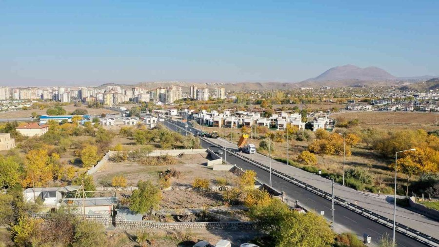 Başkan Büyükkılıç: “fatih Sultan Mehmet Bulvarı’nda 7 Bin Ton Asfalt Döküyoruz”