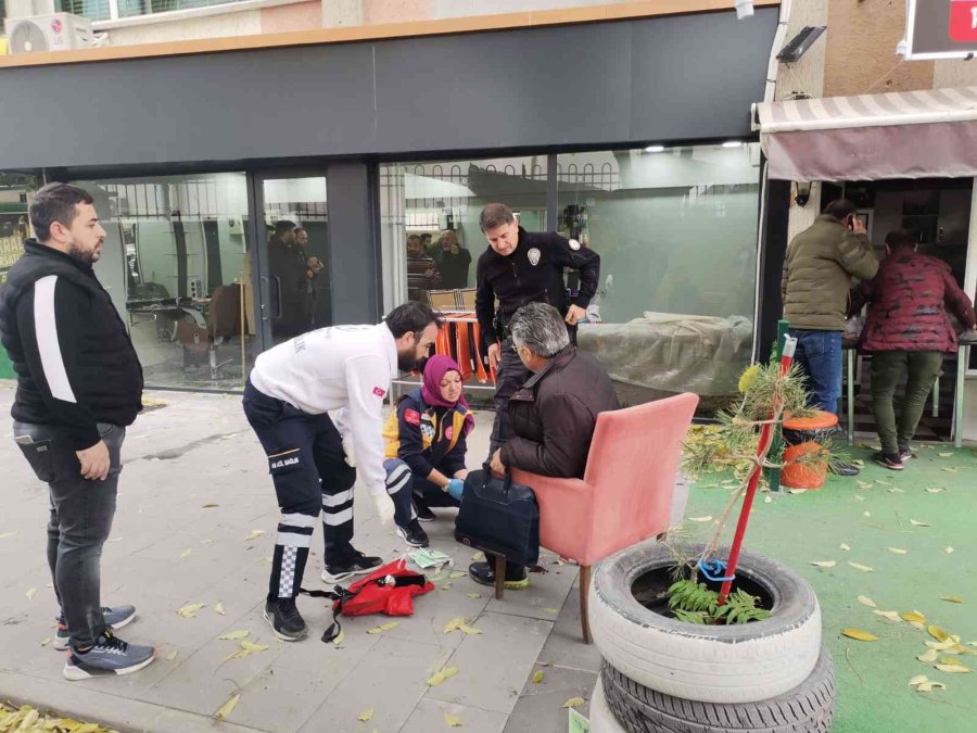 Alacak Verecek Meselesi Kanlı Bitti: 2 Yaralı