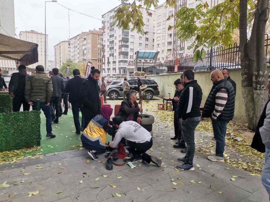 Alacak Verecek Meselesi Kanlı Bitti: 2 Yaralı