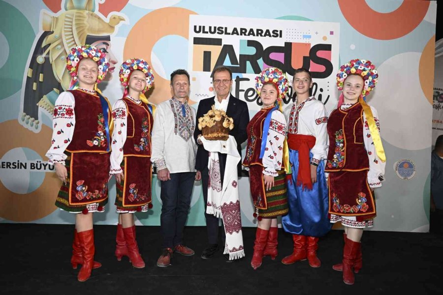 Tarsus’ta 3 Gün Festival Rüzgarı Esti