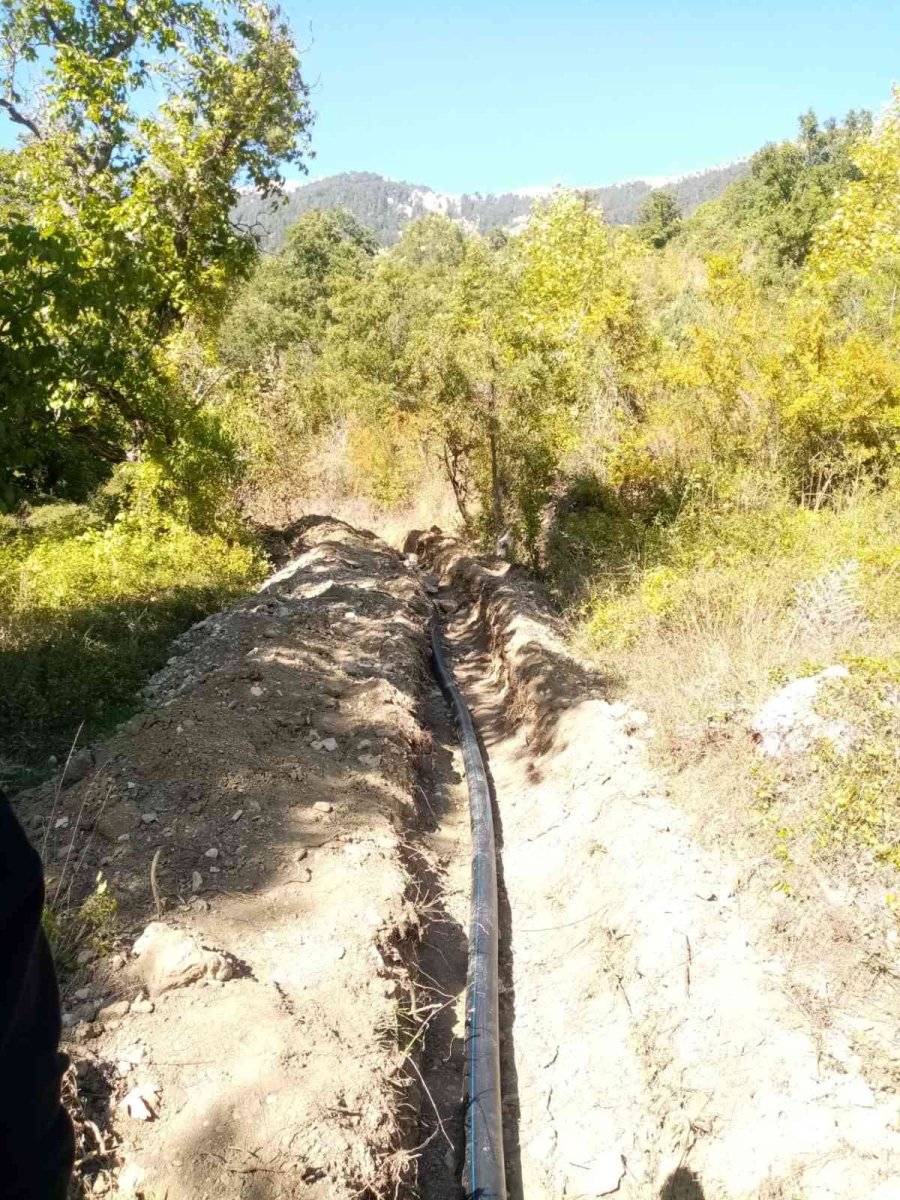 Gündoğmuşlu Üreticilere Sulama Borusu Desteği