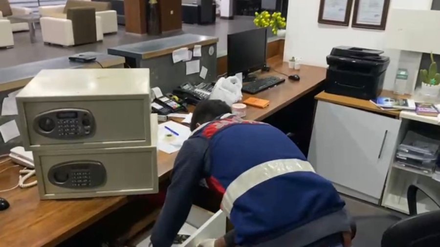 Otele El Koyan Suç Örgütüne Jandarma Operasyonu: 6 Gözaltı