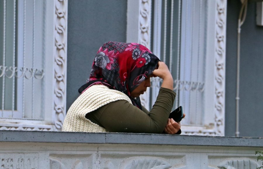 “kuyumcu Soyuldu, Senin Kimlik Fotokopin Çıktı’ Yalanıyla 115 Bin Lirasından Oluyordu
