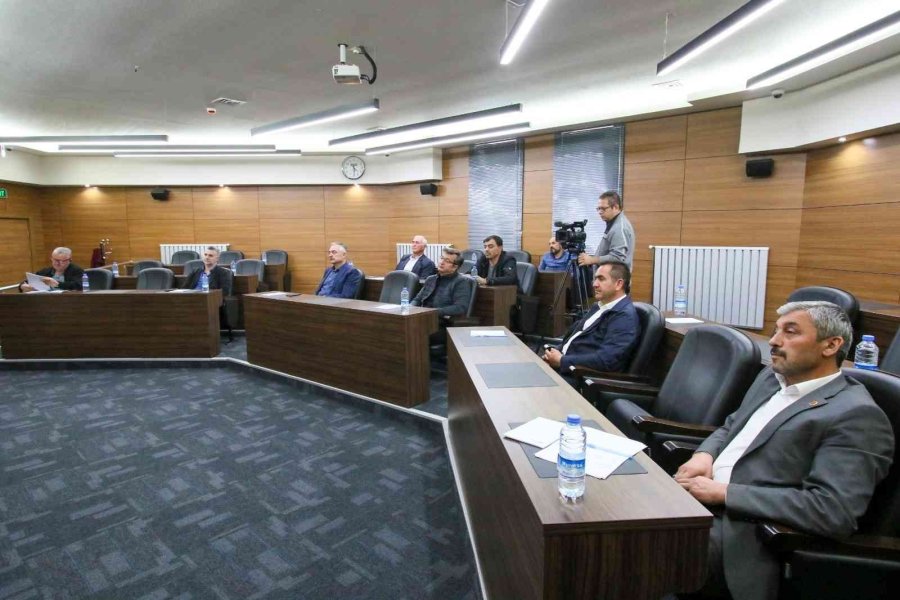 Hacılar Belediye Meclisi Kasım Ayı Toplantısını Yaptı