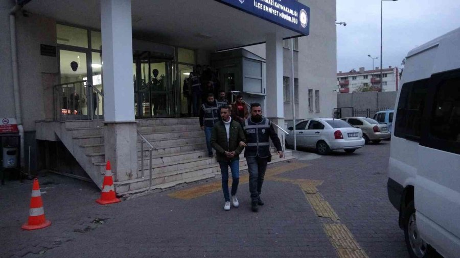 Kayseri’de Aranan Şahıslara Şok Operasyon: 17 Gözaltı