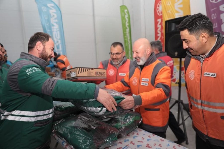 Başkan Çolakbayrakdar: "türkiye’ye Örnek Olan Belediyeyiz"