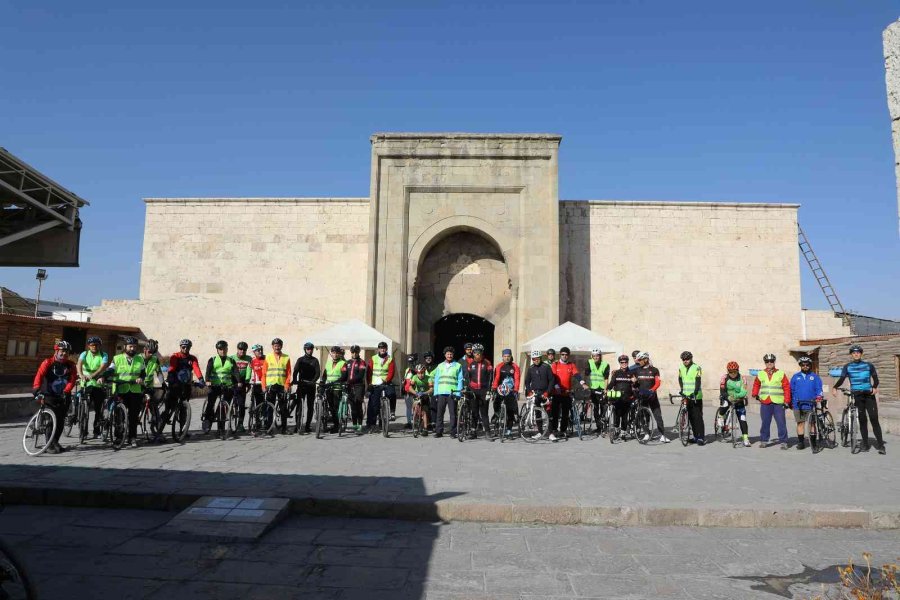 Konya Büyükşehir’den ‘dünya Şehircilik Günü’nde Bisiklet Turu