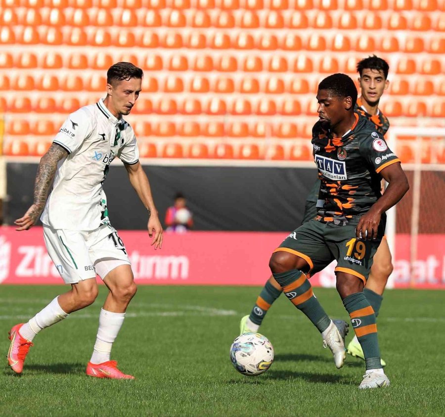 Ziraat Türkiye Kupası: Corendon Alanyaspor: 3 - Sakaryaspor: 0