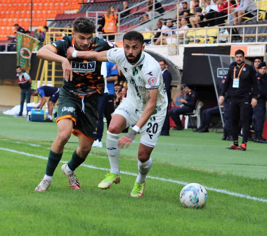 Ziraat Türkiye Kupası: Corendon Alanyaspor: 3 - Sakaryaspor: 0