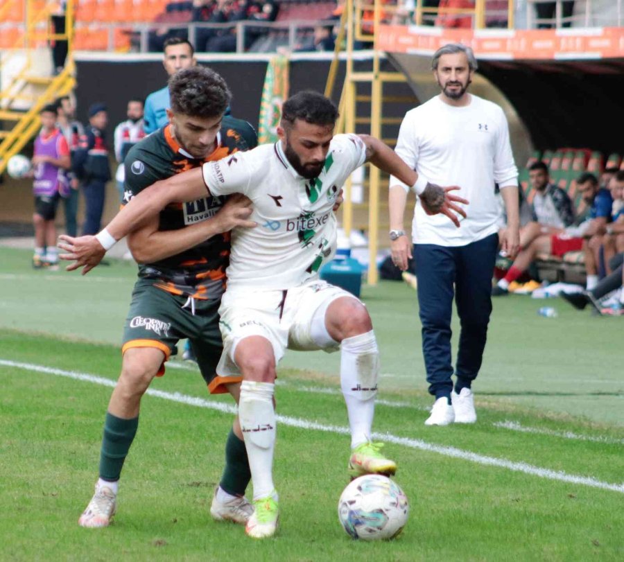 Ziraat Türkiye Kupası: Corendon Alanyaspor: 3 - Sakaryaspor: 0