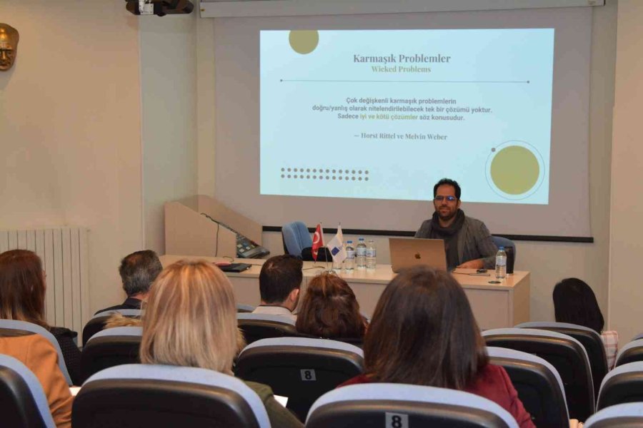 Anadolusem’den “tasarım Odaklı Düşünme Çalıştayı”