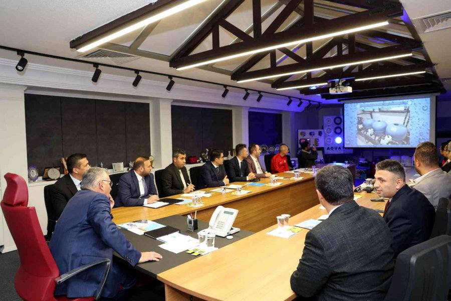 Büyükşehir’den Türkiye’de Bir İlk: Yüzme Havuzlarında Yerli Ve Milli Sistem